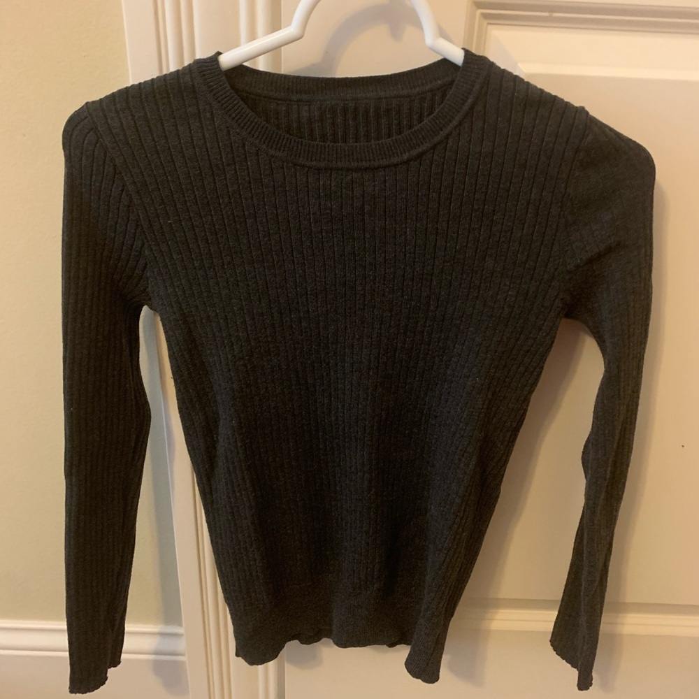 Grey Rib-knit Top - Picture 2 of 2